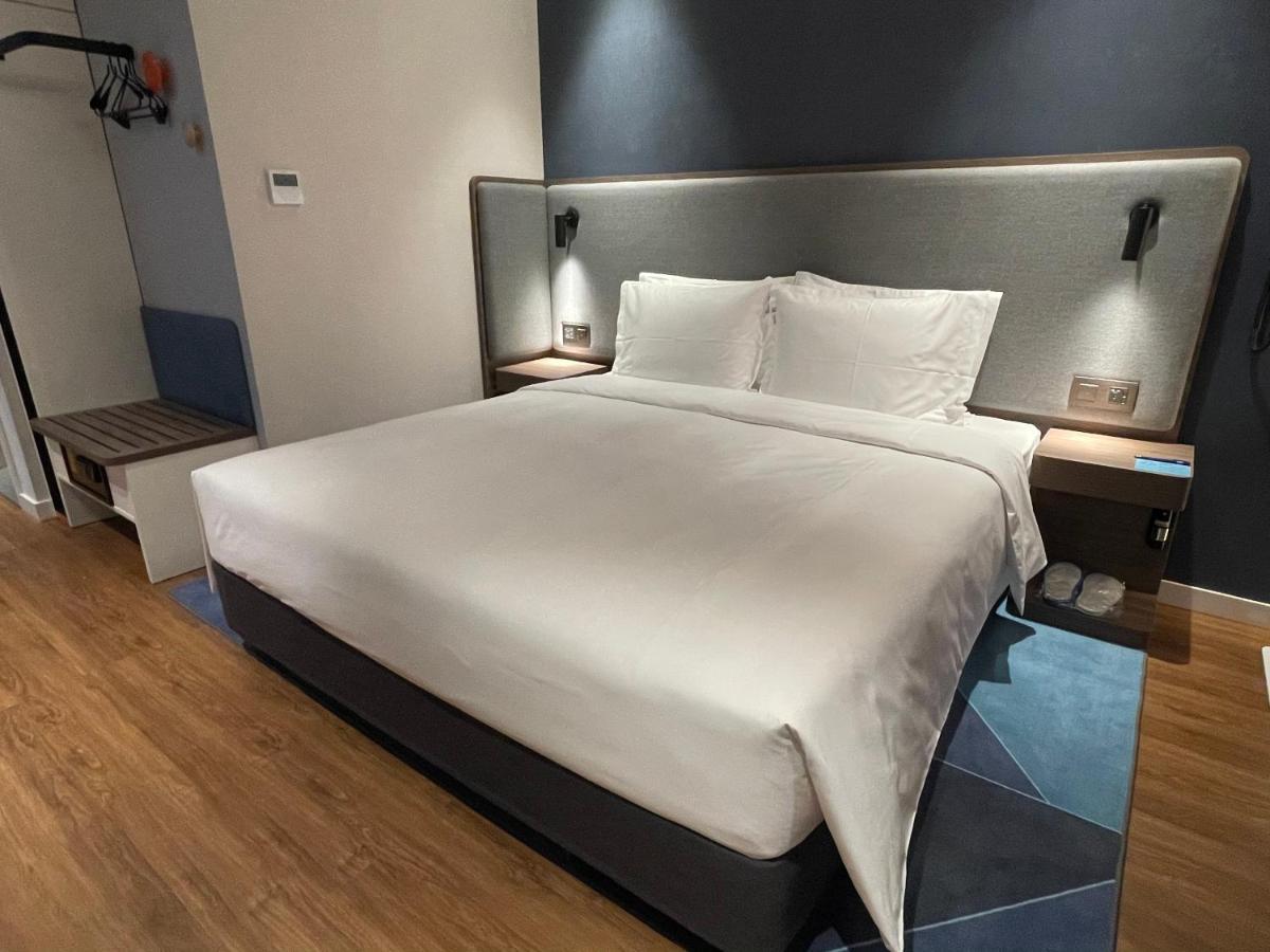 Holiday Inn Express Zhuhai Gongbei By Ihg Eksteriør billede
